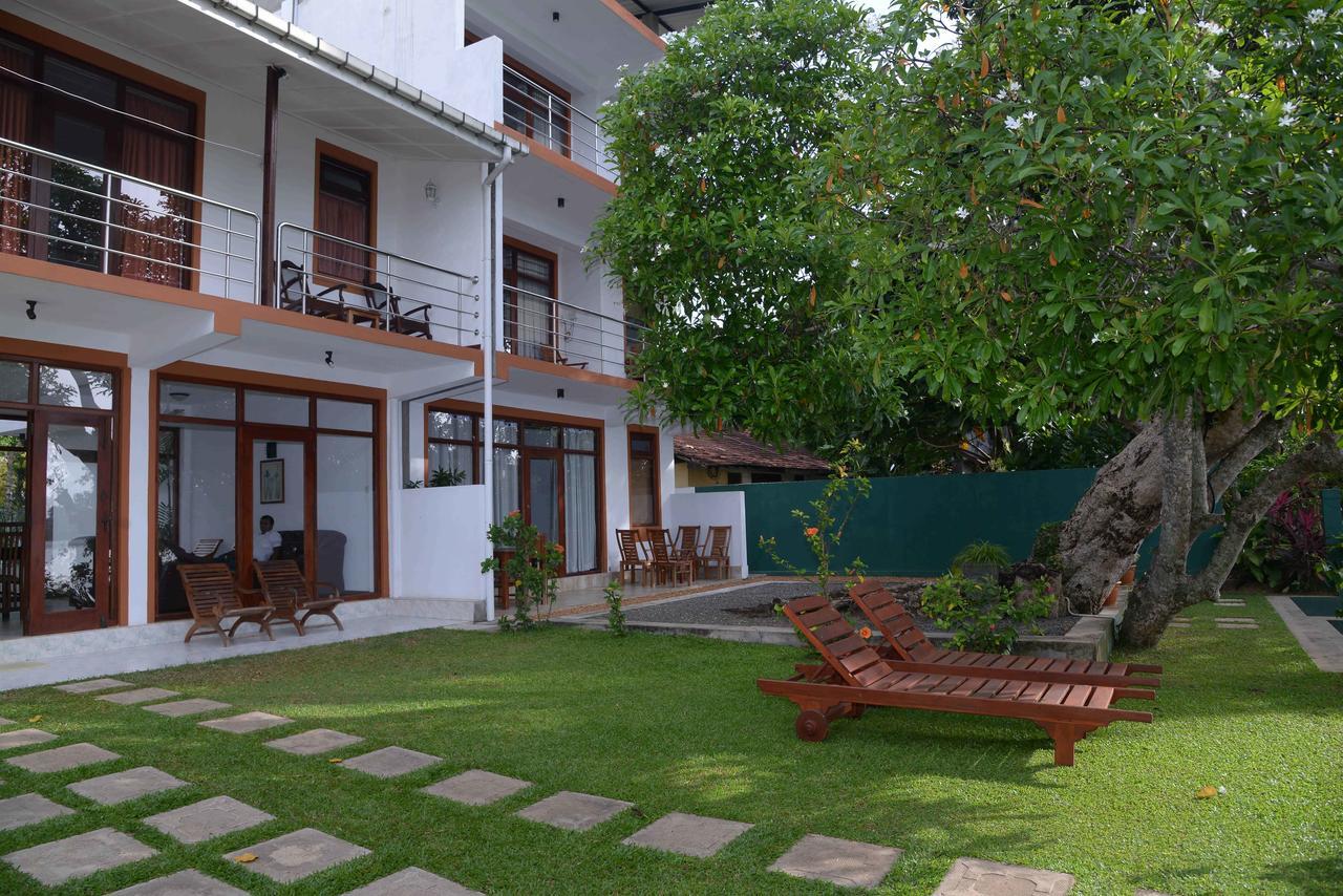 Riverside Inn Fuji Bentota Kültér fotó